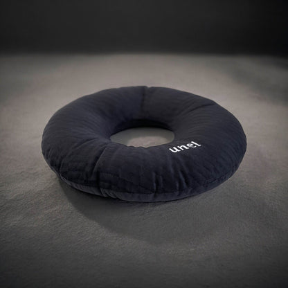 Piercing Pillow - unel